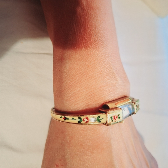 Rare floral enamel Swiss Turler Watch, Hinged Bangle Style watch - Picture 3 of 9